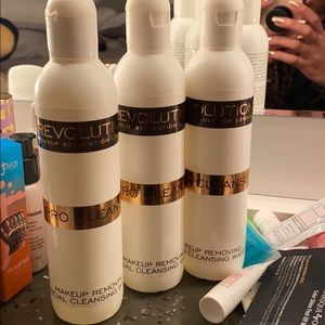 New makeup revolution makeup remover
